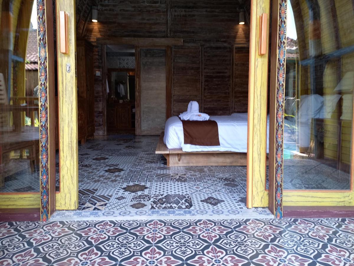 Villa Telaga Wana Sukawati المظهر الخارجي الصورة