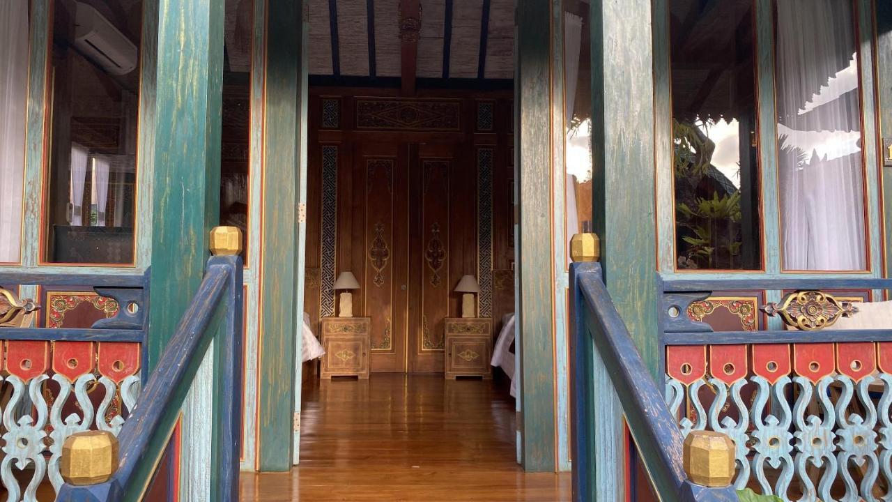 Villa Telaga Wana Sukawati المظهر الخارجي الصورة