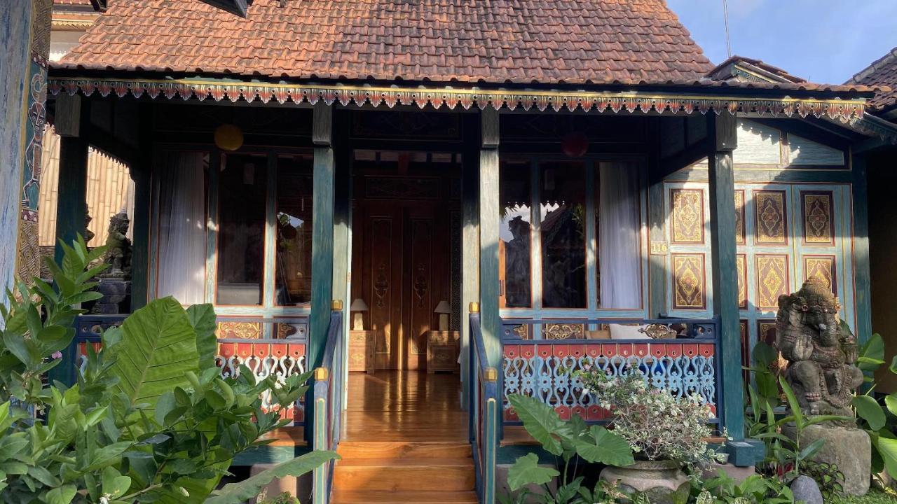 Villa Telaga Wana Sukawati المظهر الخارجي الصورة